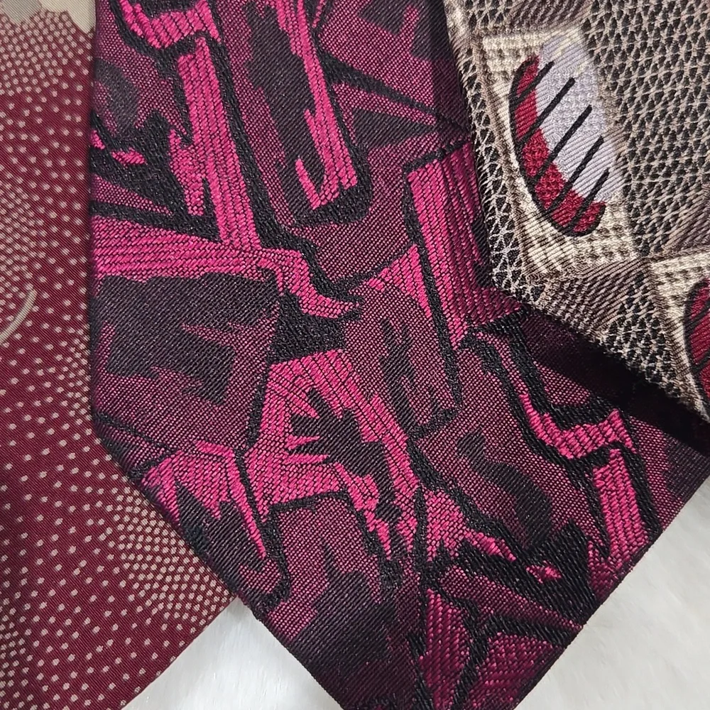 Robert Stewart, along with other brands, bundle of 4 ties taupe, burgundy, red